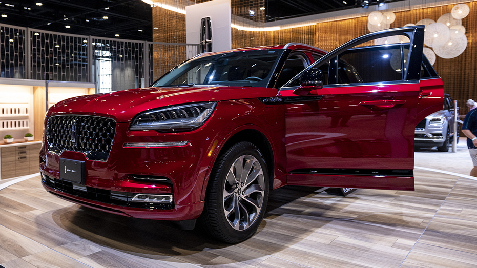 Lincoln Aviator 2021