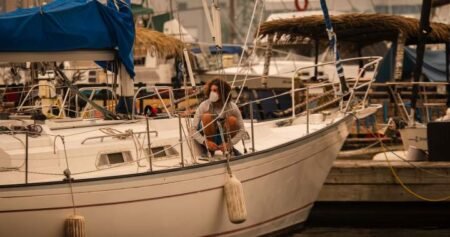 ‘Temporary improvement’ possible but wildfire smoke persists in Toronto ‘Temporary improvement’ possible but wildfire smoke persists in Toronto
