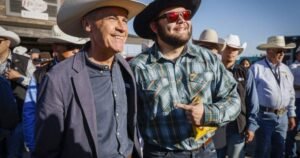 ‘It’s looking good’: Carney chats pipelines while mingling at Calgary Stampede ‘It’s looking good’: Carney chats pipelines while mingling at Calgary Stampede