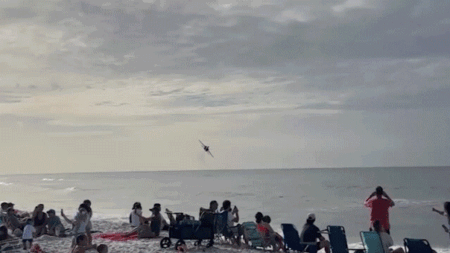 Navy says no reprimands or firings after Blue Angels’ low pass over beachgoers Navy says no reprimands or firings after Blue Angels’ low pass over beachgoers