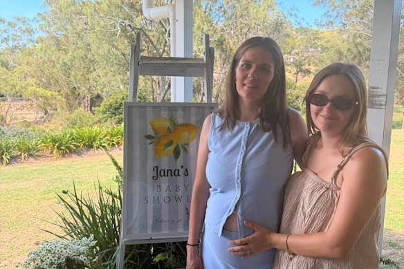 Jana Armstrong (left) had been missing since Tuesday. 