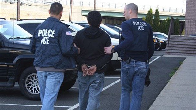 EXCLUSIVE: Legal group tells NYPD cops they can contact ICE directly despite blue city’s sanctuary rules EXCLUSIVE: Legal group tells NYPD cops they can contact ICE directly despite blue city’s sanctuary rules