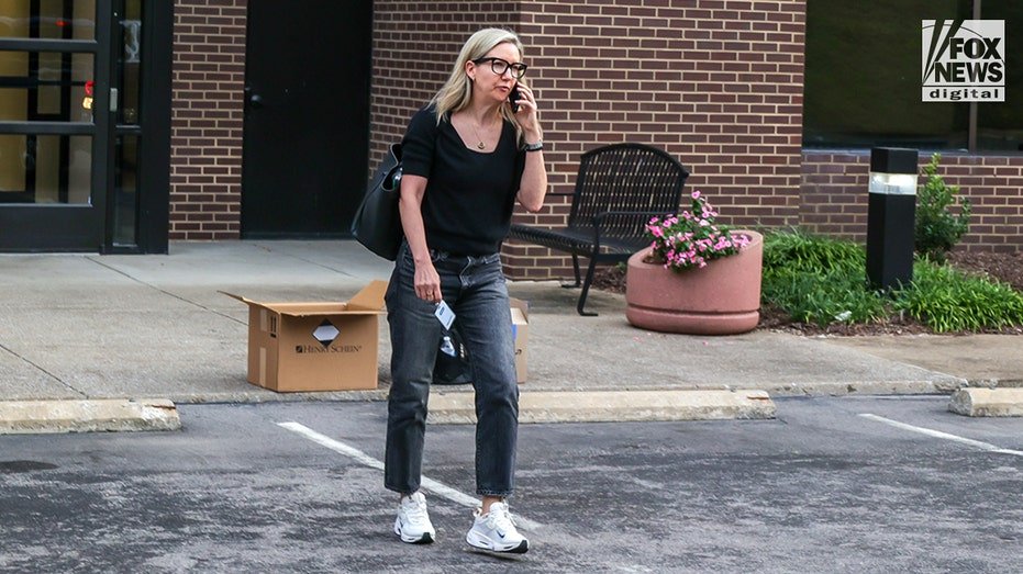 Cracker Barrel CEO Julie Felss Masino leaves the office