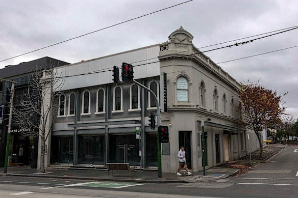 There is a proposal to redevelop the closed Imperial in South Yarra into a venue for 1200 customers.