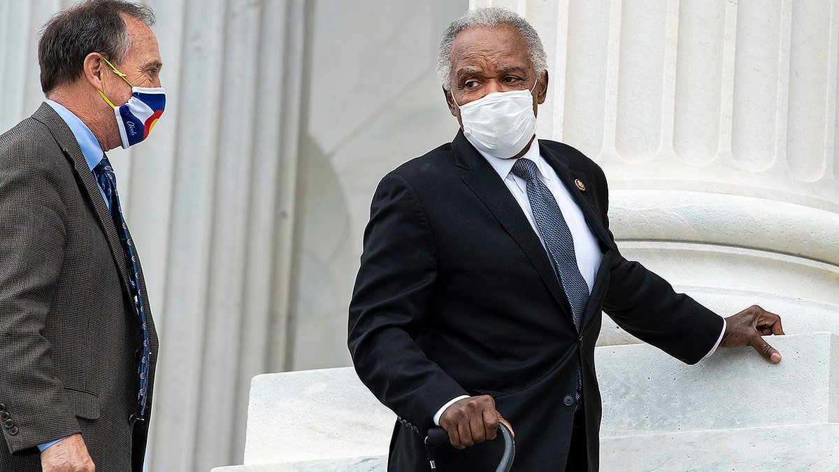The late-Rep. David Scott, D-Ga., seen using a cane