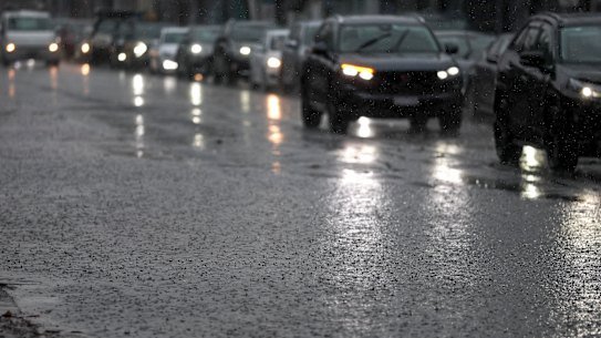 Parts of Melbourne had almost a millimetre of rain a minute when the storm passed over them.