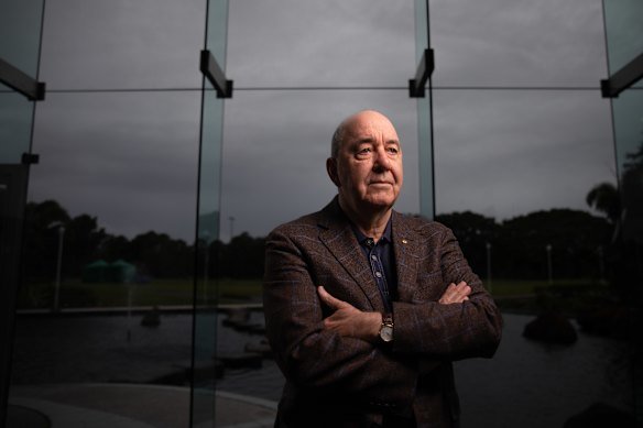 Former Queensland premier Rob Borbidge has been enlisted by one firm in the race for state data centre riches.
