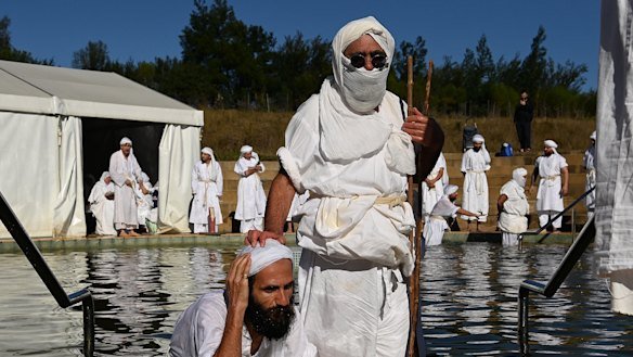 Tarmida Mustafa al Nasa during his baptism.