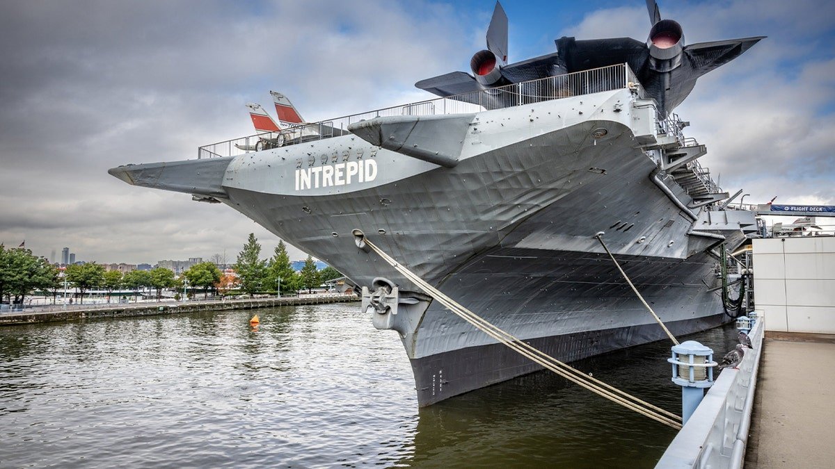 intrepid museum ship floating on hudson river