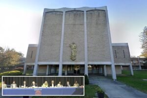 Long Island residents fume over all-boy, Muslim boarding school in residential neighborhood Long Island residents fume over all-boy, Muslim boarding school in residential neighborhood