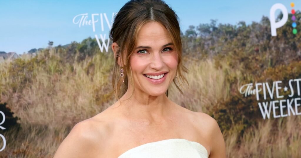 Jennifer Garner’s Go-To ‘Everyday’ Sunscreen ‘Works Under Makeup’ — And It’s Only Jennifer Garner’s Go-To ‘Everyday’ Sunscreen ‘Works Under Makeup’ — And It’s Only