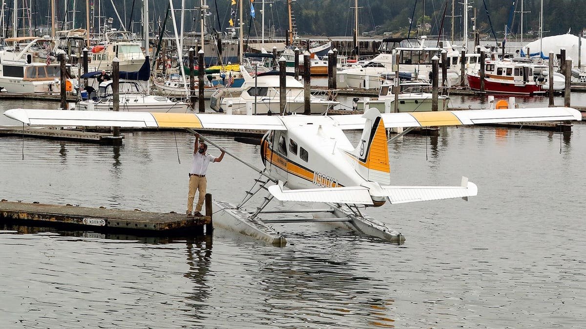 A Kenmore Air plane