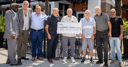 9 Quebecers share M Lotto Max jackpot winnings 9 Quebecers share M Lotto Max jackpot winnings