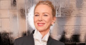 Naomi Watts Never Forgets to Apply This Milky Sunscreen: ‘It’s Easy to Apply Everyday’ Naomi Watts Never Forgets to Apply This Milky Sunscreen: ‘It’s Easy to Apply Everyday’