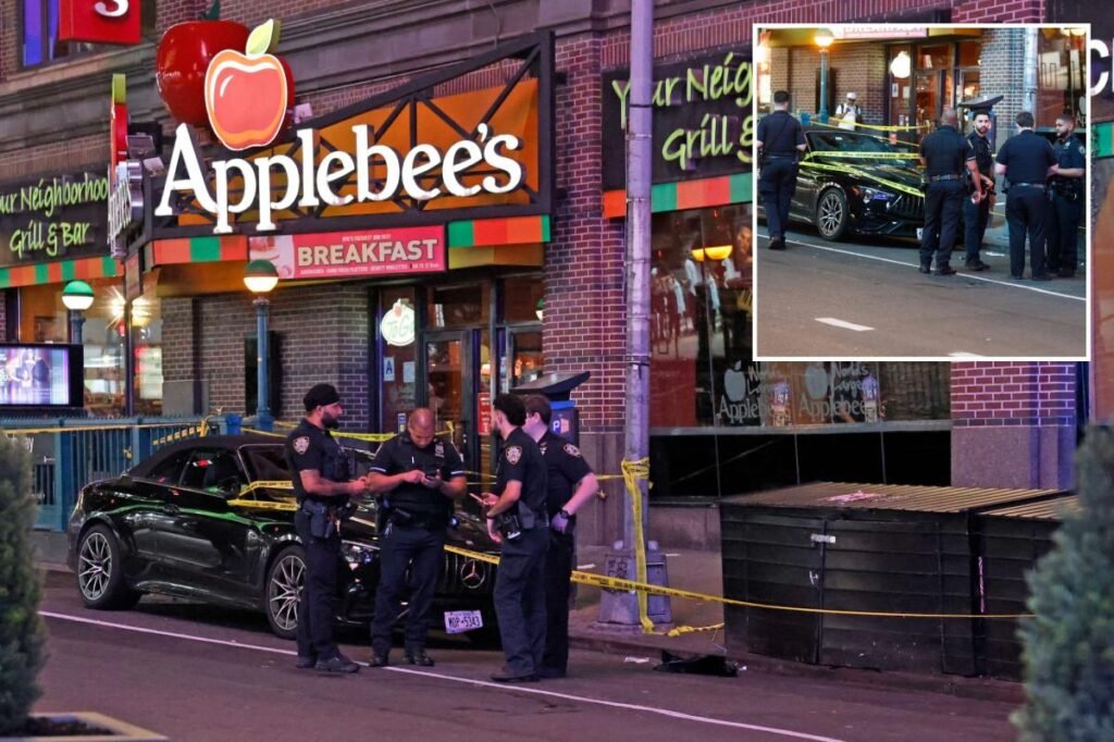 Bronx man arrested after three people stabbed in Times Square: police Bronx man arrested after three people stabbed in Times Square: police