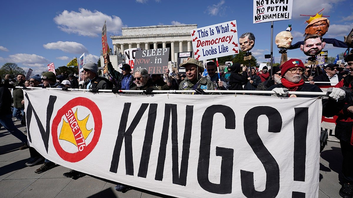 No Kings protest demonstrators rallying in front of the Lincoln Memorial.
