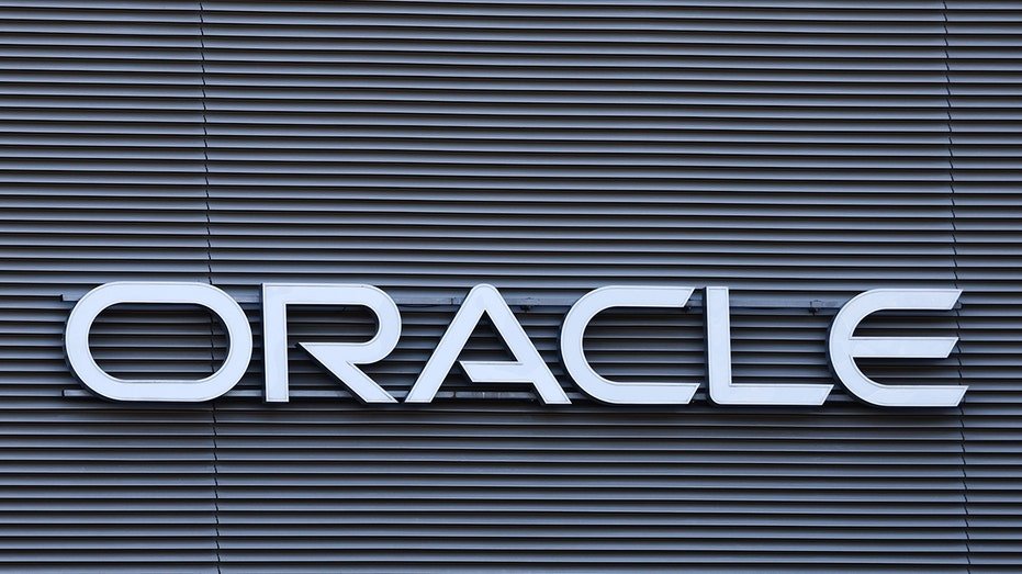 Oracle logo