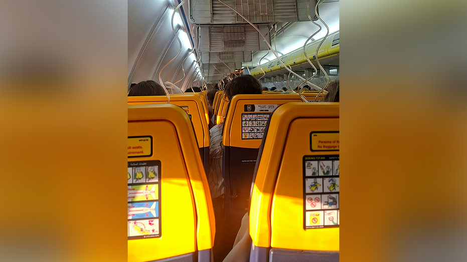 Ryanair plane