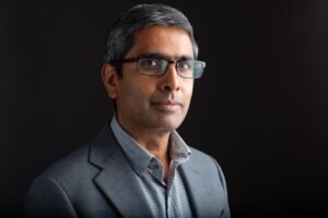 World-renown scientist suddenly quits as female lab worker airs bombshell sexual claims World-renown scientist suddenly quits as female lab worker airs bombshell sexual claims