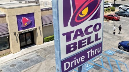 Ohio man sues Taco Bell franchisee, claiming cyclospora infection left him sick for 2 weeks Ohio man sues Taco Bell franchisee, claiming cyclospora infection left him sick for 2 weeks