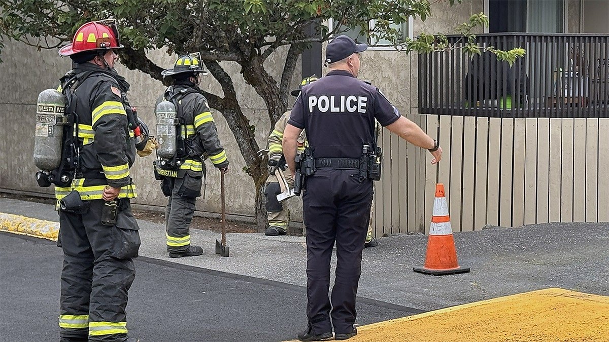 Animated video shows firefighters opening an electrical room door before an explosion sends flames and debris outward at a Tacoma apartment complex.