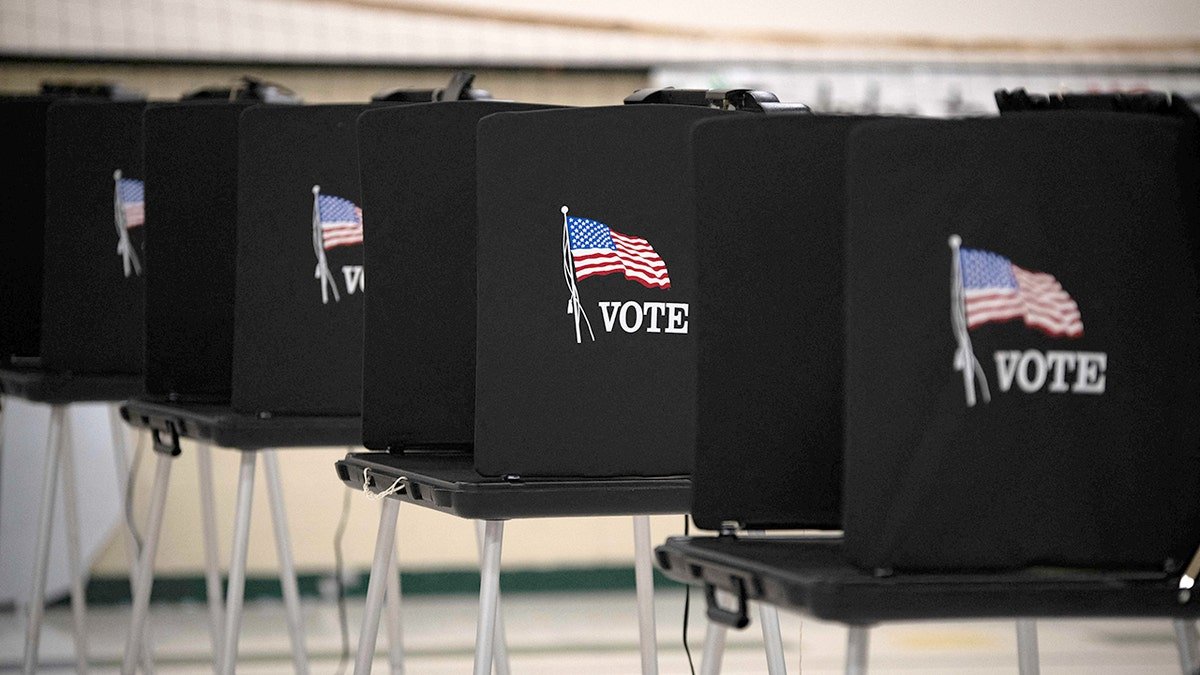 Voting stations in Texas