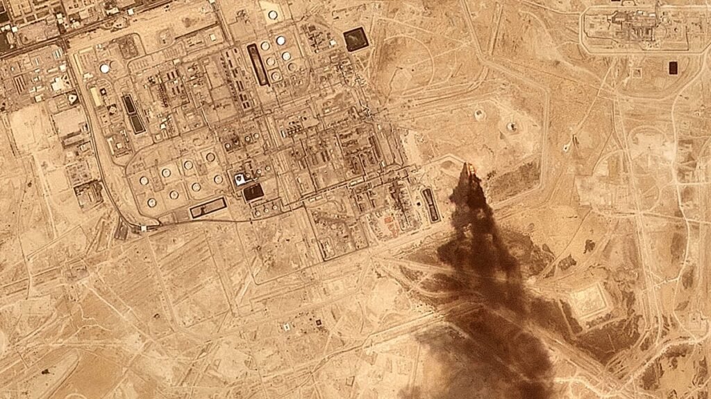 Yemen’s Houthis claim attack on Saudi Arabia refinery Yemen’s Houthis claim attack on Saudi Arabia refinery
