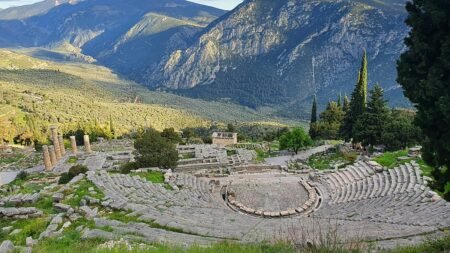 Greece will 126 ancient sites for free under the August full moon