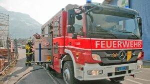 Swiss police seek witnesses over fire started near Romanian embassy Swiss police seek witnesses over fire started near Romanian embassy