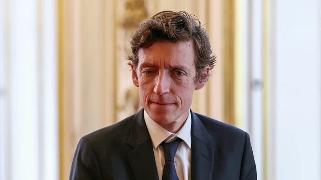 France to survey 10 million pupils on sexual violence
