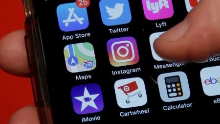 From doomscrolling to nomophobia: new digital-age conditions reshaping our brains From doomscrolling to nomophobia: new digital-age conditions reshaping our brains