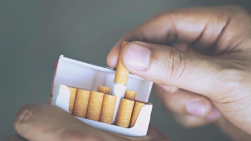 Can the EU ban smoking? Commission rewrites next generation rules Can the EU ban smoking? Commission rewrites next generation rules