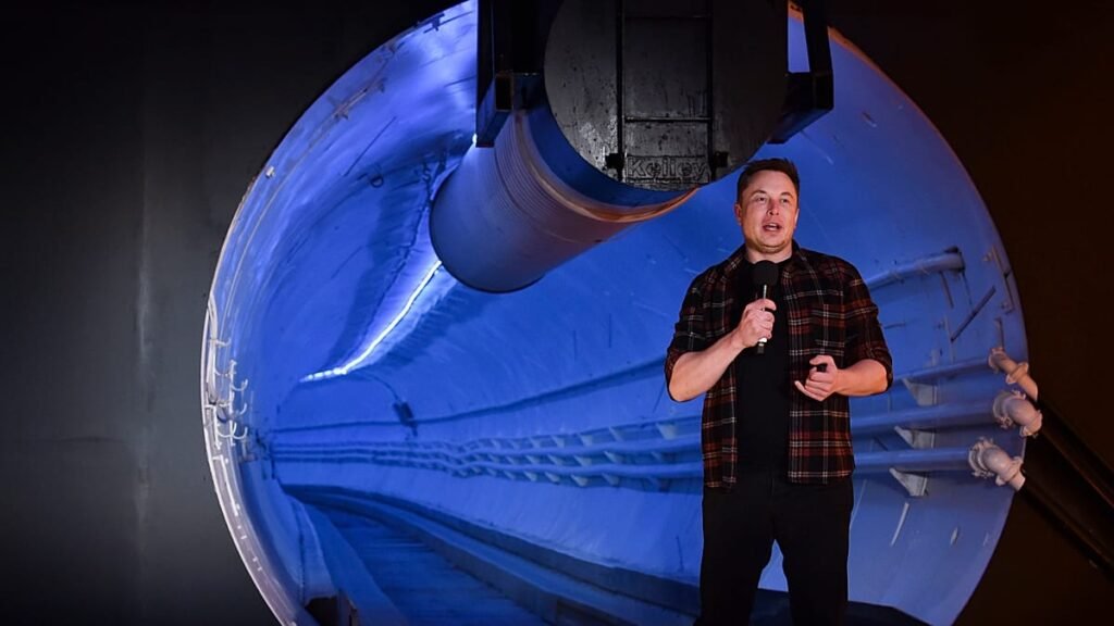 Musk’s SpaceX booked a 17th-century palace to watch Spain’s eclipse Musk’s SpaceX booked a 17th-century palace to watch Spain’s eclipse