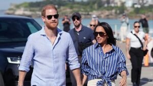 Prince Harry, Meghan, and their children arrive back in the UK Prince Harry, Meghan, and their children arrive back in the UK