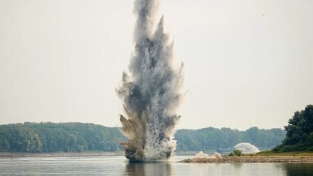 Record low Danube levels prompt governments to take emergency action