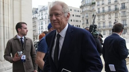 French presidential race: De Villepin to run, Faure joins primary French presidential race: De Villepin to run, Faure joins primary