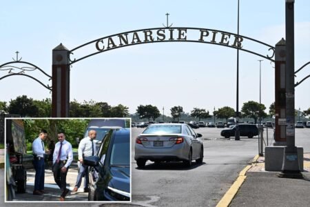 Man, 30, shot dead in hail of bullets at NYC pier: cops Man, 30, shot dead in hail of bullets at NYC pier: cops