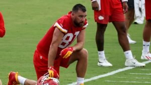 Fans stunned at Travis Kelce’s training camp physique after nuptials to Taylor Swift Fans stunned at Travis Kelce’s training camp physique after nuptials to Taylor Swift