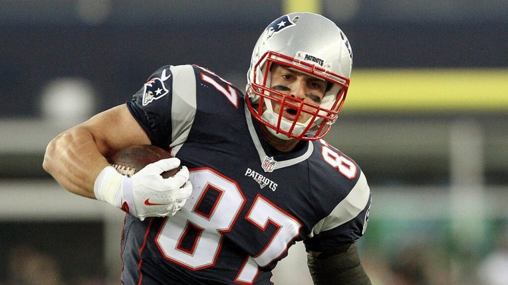 Patriots legend Rob Gronkowski reveals the impact politics has on locker room dynamics Patriots legend Rob Gronkowski reveals the impact politics has on locker room dynamics