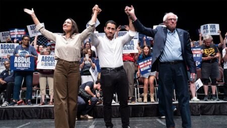 Michigan primary puts Democratic Party divide to the test and more top headlines Michigan primary puts Democratic Party divide to the test and more top headlines