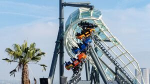 Neighbors say riders’ screams from Universal coaster pierce their windows day and night Neighbors say riders’ screams from Universal coaster pierce their windows day and night