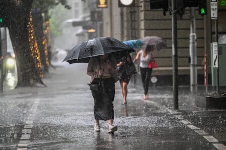 What to expect as winter conditions return with heavy showers and strong winds