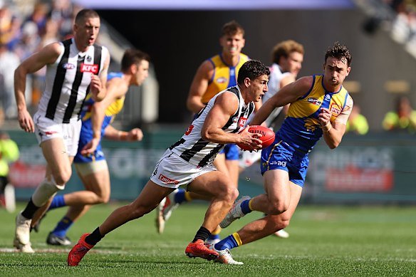 Daicos-inspired Pies down Eagles to lock in finals spot Daicos-inspired Pies down Eagles to lock in finals spot