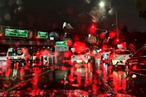 Dozens of drivers stranded after potholes damage tyres on Princes Highway Dozens of drivers stranded after potholes damage tyres on Princes Highway