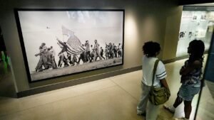 Great-grandson of slaves has warning about Smithsonian’s anti-American ‘indoctrination’ and more top headlines Great-grandson of slaves has warning about Smithsonian’s anti-American ‘indoctrination’ and more top headlines