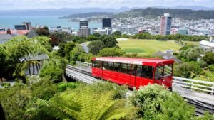 Wealthy Americans look to New Zealand as demand for ‘golden visas’ booms Wealthy Americans look to New Zealand as demand for ‘golden visas’ booms