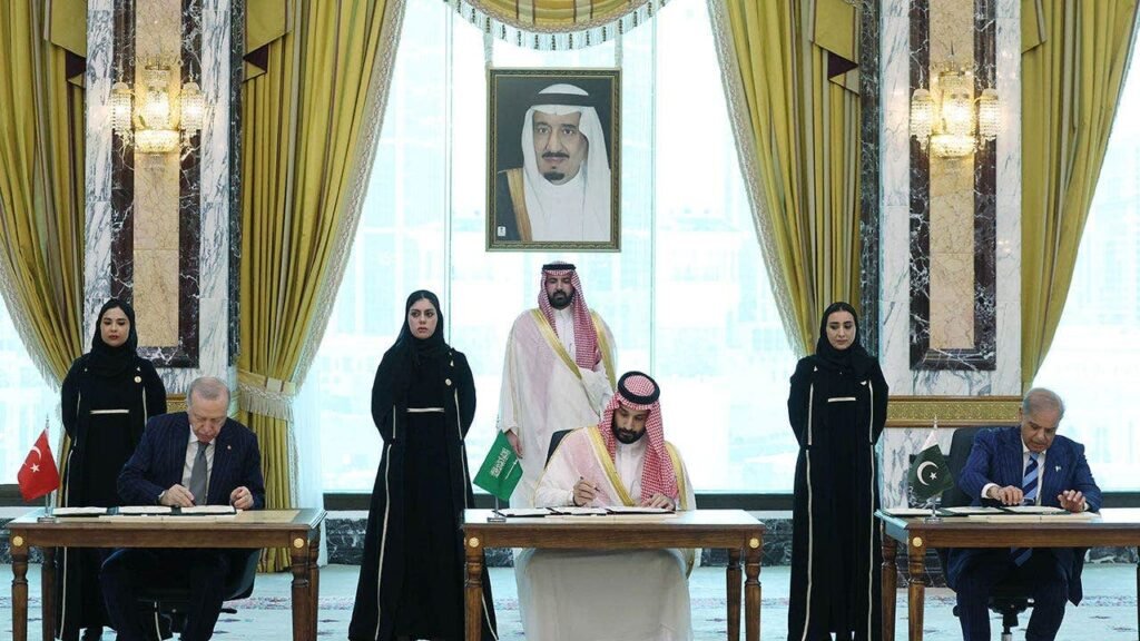 New power axis in the making? Three military heavyweights lock arms, complicating Abraham Accords strategy New power axis in the making? Three military heavyweights lock arms, complicating Abraham Accords strategy
