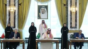 New power axis in the making? Three military heavyweights lock arms, complicating Abraham Accords strategy