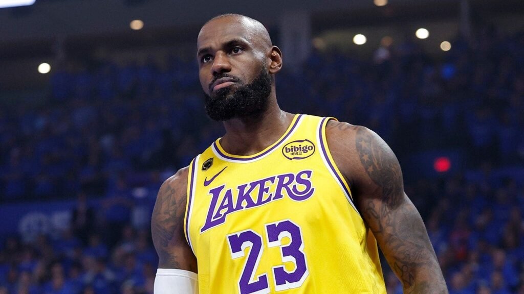 LeBron James’ 76ers debut set for blockbuster Knicks showdown at MSG LeBron James’ 76ers debut set for blockbuster Knicks showdown at MSG