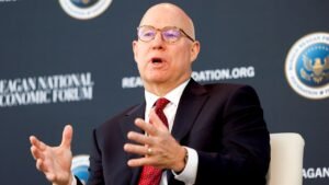 Home Depot CEO takes medical leave of absence Home Depot CEO takes medical leave of absence